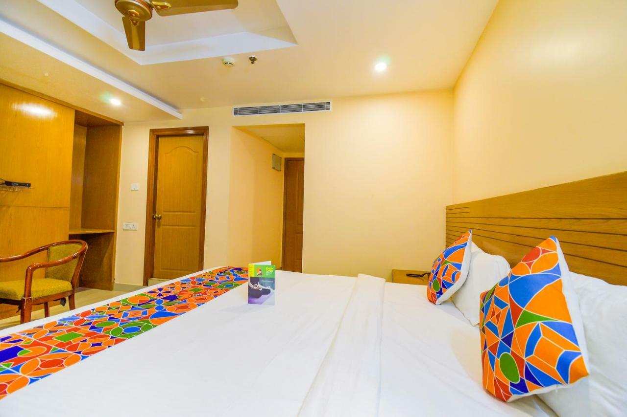 FabHotel Deccan Heritage Abids Hyderabad Exterior foto